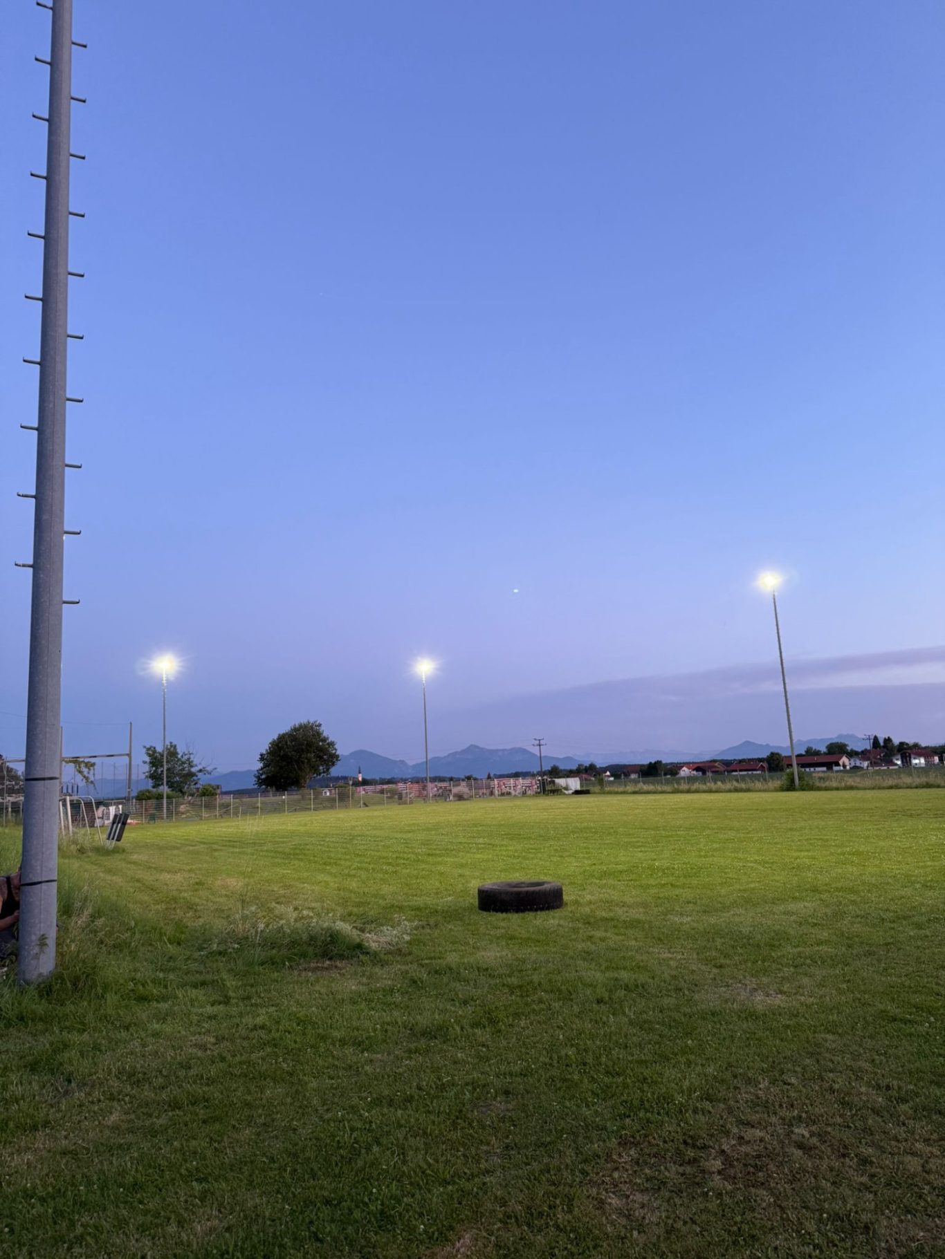 Neue LED Flutlichtanlage